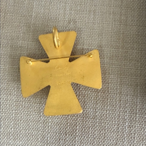 Anne Klein gold cross pin/Broochi - 24K HGE. 2 1/2” x 2 1/2” - Picture 4 of 4